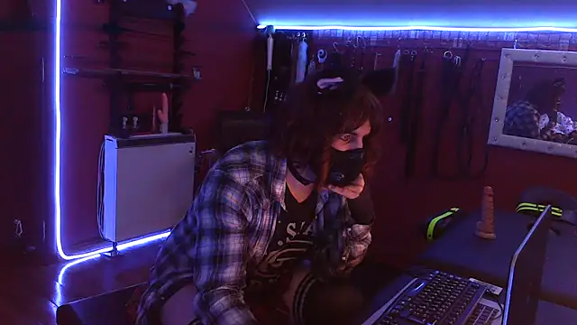 Snapshot of Ginny-the-bdsm-nympho chatting on September 25, 2025, 5:08 pm Ginny-the-bdsm-nympho online show from September 25, 2025, 5:08 pm