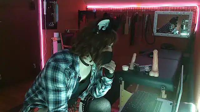 Snapshot of Ginny-the-bdsm-nympho chatting on February 27, 2025, 5:47 pm Ginny-the-bdsm-nympho online show from February 27, 2025, 5:47 pm