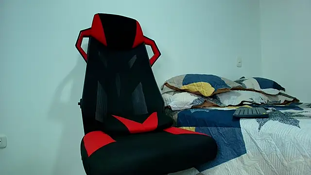 Snapshot of JONAS_SMITH_ chatting on October 24, 2025, 7:24 pm JONAS SMITH online show from October 24, 2025, 7:24 pm