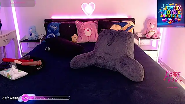 ShanLovely online show from February 13, 2026, 8:03 am