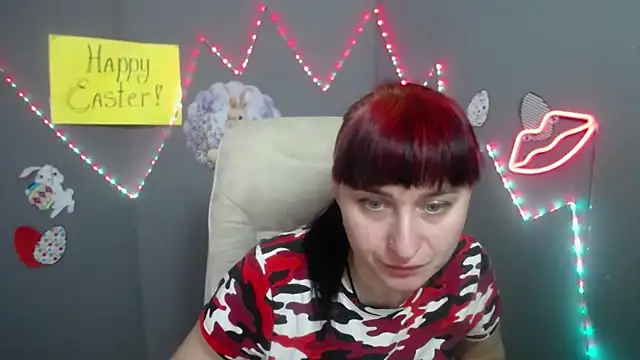 NinaFlawlees online show from April 4, 2026, 12:23 pm