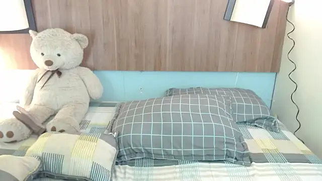 Snapshot of Danna_Wester chatting on October 2, 2025, 2:53 pm Danna Wester online show from October 2, 2025, 2:53 pm