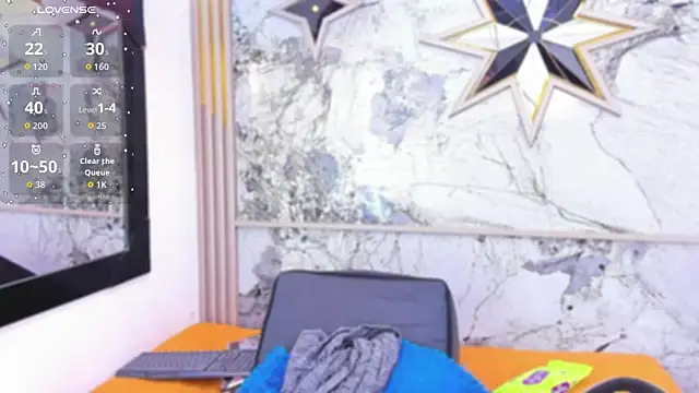 HannyMansonh online show from September 19, 2025, 3:21 am