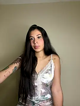 Snapshot of alia_bashar chatting on October 16, 2025, 2:09 am alia bashar online show from October 16, 2025, 2:09 am