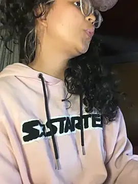 Snapshot of Hathorlove chatting on September 23, 2025, 6:31 am Hathorlove online show from September 23, 2025, 6:31 am