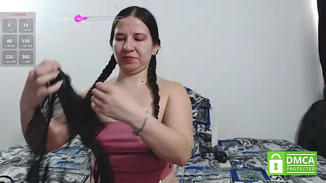 Snapshot of zohe_ chatting on February 6, 2025, 12:15 pm zohe  online show from February 6, 2025, 12:15 pm