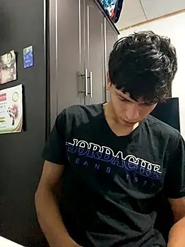 Snapshot of 11mairr chatting on September 30, 2025, 6:47 pm 11mairr online show from September 30, 2025, 6:47 pm