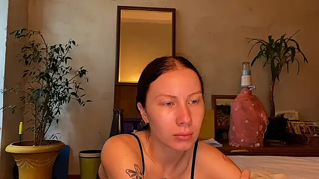 Snapshot of elfess chatting on September 17, 2025, 6:15 am elfess online show from September 17, 2025, 6:15 am