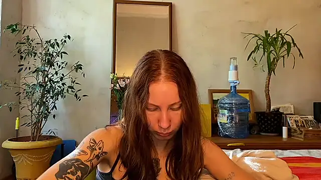 Snapshot of elfess chatting on September 30, 2025, 8:09 am elfess online show from September 30, 2025, 8:09 am