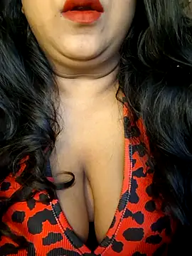 sassy horny online show from December 3, 2025, 7:46 pm