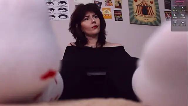 Snapshot of Luna_Blake chatting on February 19, 2026, 10:34 am Luna Blake online show from February 19, 2026, 10:34 am