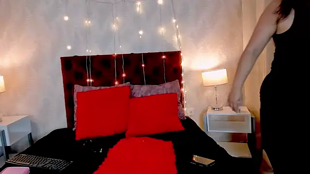 KarlyPrint online show from February 11, 2026, 3:12 pm