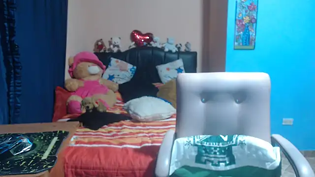 Snapshot of milfeddy_ chatting on March 7, 2025, 12:26 am milfeddy online show from March 7, 2025, 12:26 am