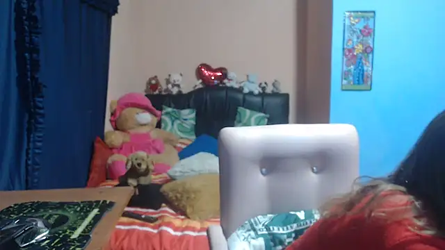 Snapshot of milfeddy_ chatting on March 6, 2025, 12:10 am milfeddy online show from March 6, 2025, 12:10 am