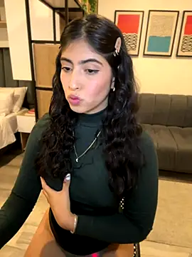 Snapshot of Gaby_zahir_ chatting on October 17, 2025, 1:53 am Gaby zahir  online show from October 17, 2025, 1:53 am