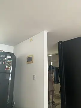 Snapshot of Gaby_zahir_ chatting on October 31, 2025, 3:52 pm Gaby zahir  online show from October 31, 2025, 3:52 pm