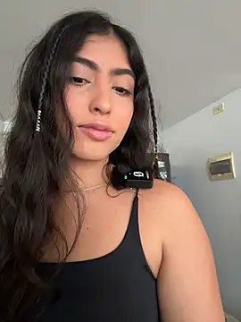 Snapshot of Gaby_zahir_ chatting on October 30, 2025, 11:41 am Gaby zahir  online show from October 30, 2025, 11:41 am