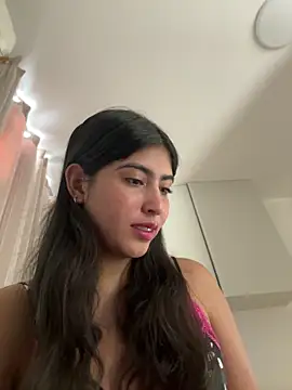 Snapshot of Gaby_zahir_ chatting on October 15, 2025, 11:51 am Gaby zahir  online show from October 15, 2025, 11:51 am