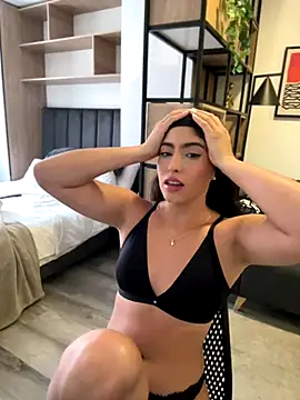 Snapshot of Gaby_zahir_ chatting on October 18, 2025, 6:21 pm Gaby zahir  online show from October 18, 2025, 6:21 pm