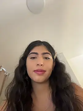 Snapshot of Gaby_zahir_ chatting on October 27, 2025, 11:22 am Gaby zahir  online show from October 27, 2025, 11:22 am