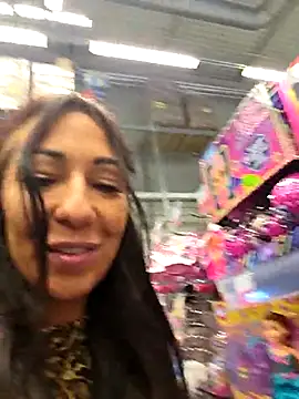 Snapshot of LeticiaWoods chatting on October 8, 2025, 9:44 am LeticiaWoods online show from October 8, 2025, 9:44 am