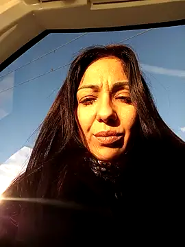 LeticiaWoods online show from December 4, 2024, 10:18 am
