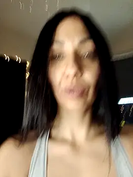 LeticiaWoods online show from December 6, 2024, 9:15 am
