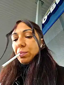 Snapshot of LeticiaWoods chatting on October 16, 2025, 9:39 am LeticiaWoods online show from October 16, 2025, 9:39 am