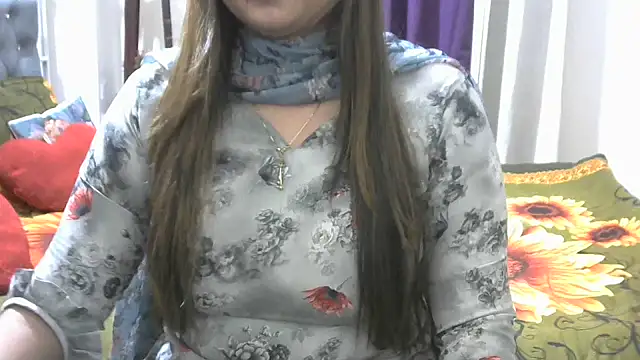 cutebengaligirl online show from February 21, 2025, 9:32 pm