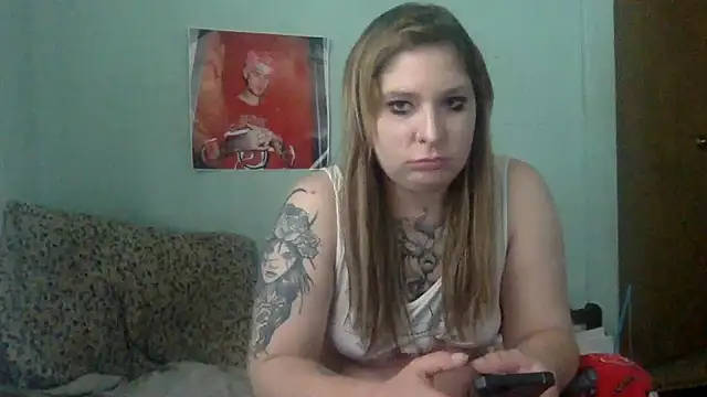 Snapshot of alexabunni chatting on October 19, 2025, 3:37 pm alexabunni online show from October 19, 2025, 3:37 pm