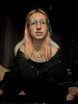 Snapshot of bunnydark00 chatting on October 6, 2025, 9:59 pm bunnydark00 online show from October 6, 2025, 9:59 pm