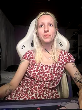 Snapshot of bunnydark00 chatting on November 11, 2025, 10:58 pm bunnydark00 online show from November 11, 2025, 10:58 pm