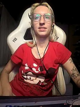 Snapshot of bunnydark00 chatting on November 27, 2025, 3:29 am bunnydark00 online show from November 27, 2025, 3:29 am