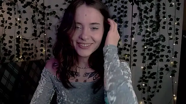 risha laas online show from April 30, 2026, 8:38 pm