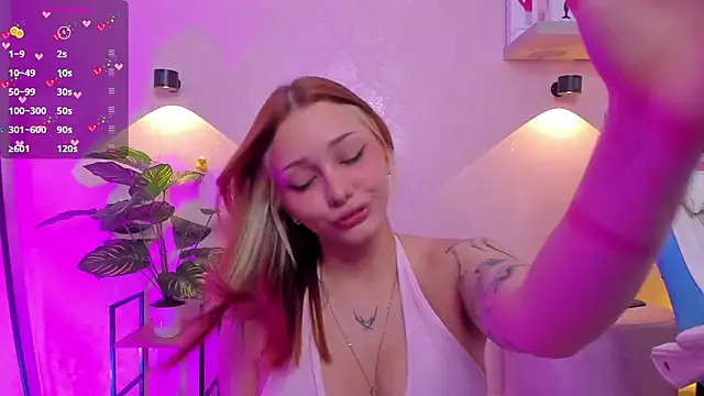 Snapshot of LITTLE-VIVI chatting on February 16, 2026, 3:16 am LITTLE-VIVI online show from February 16, 2026, 3:16 am