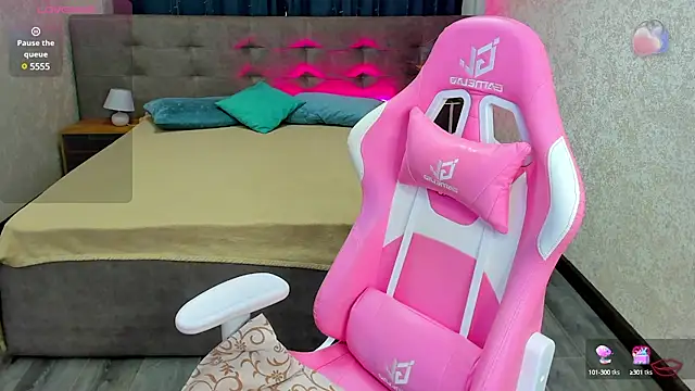 Fera1 Berry online show from February 6, 2025, 3:37 am