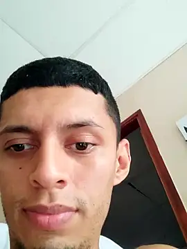 davidlatin66 online show from February 7, 2026, 10:29 pm