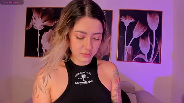 EveBensonX online show from March 7, 2026, 6:35 pm