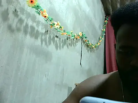 2ocmaxi online show from November 27, 2025, 11:05 pm