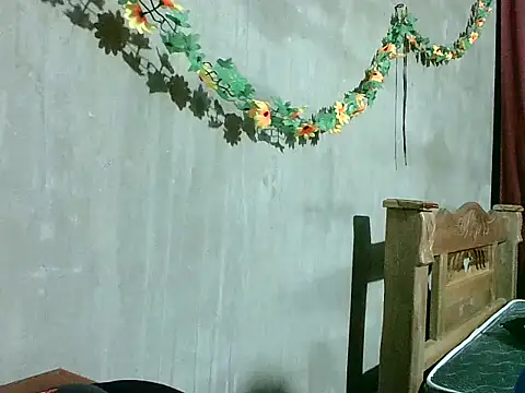 2ocmaxi online show from February 26, 2026, 4:23 am