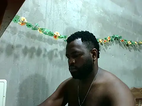 2ocmaxi online show from September 27, 2025, 1:56 am