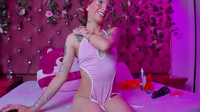 luna miler  online show from March 28, 2026, 12:50 pm