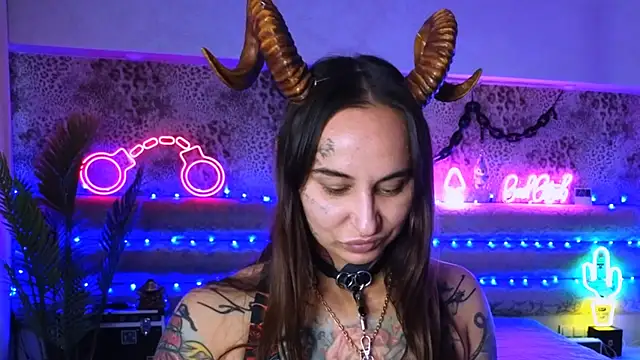 Snapshot of Cool_Freak_ chatting on September 27, 2025, 10:21 am Cool Freak online show from September 27, 2025, 10:21 am