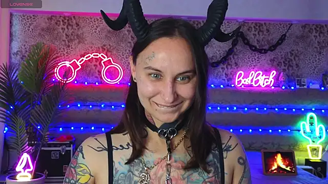 Cool Freak  online show from May 29, 2026, 10:10 am