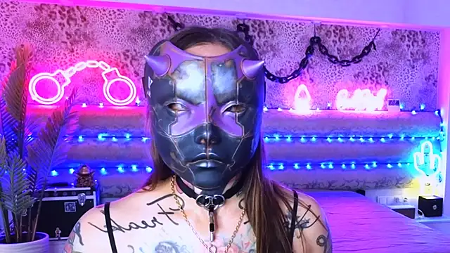 Snapshot of Cool_Freak_ chatting on October 5, 2025, 10:28 am Cool Freak online show from October 5, 2025, 10:28 am