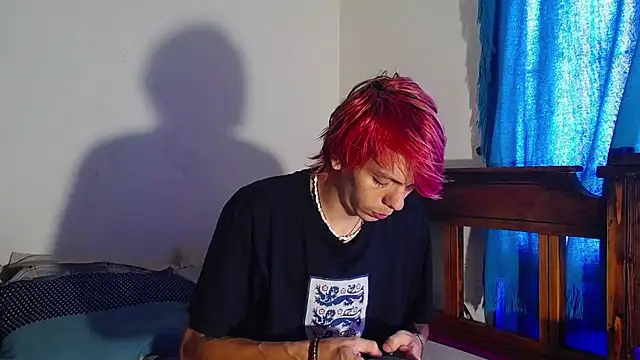 Snapshot of Twink_Temptation chatting on March 6, 2026, 5:30 pm Twink Temptation online show from March 6, 2026, 5:30 pm