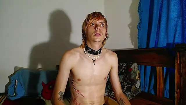 Snapshot of Twink_Temptation chatting on April 13, 2026, 10:25 pm Twink Temptation online show from April 13, 2026, 10:25 pm