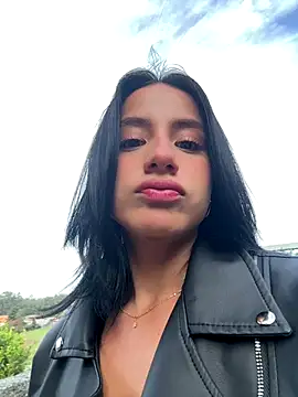 Ale Lewis online show from November 1, 2025, 12:32 pm