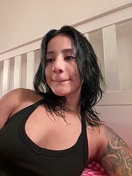 Ale Lewis online show from November 7, 2025, 7:07 pm