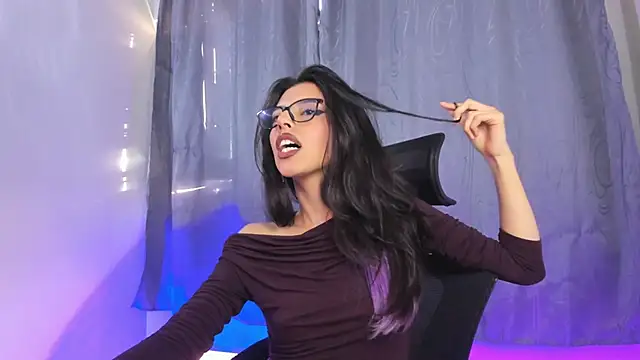 Snapshot of NanaRott chatting on September 28, 2025, 9:44 pm NanaRott online show from September 28, 2025, 9:44 pm